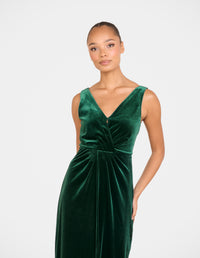 Elsie Sleeveless Velvet Gown
